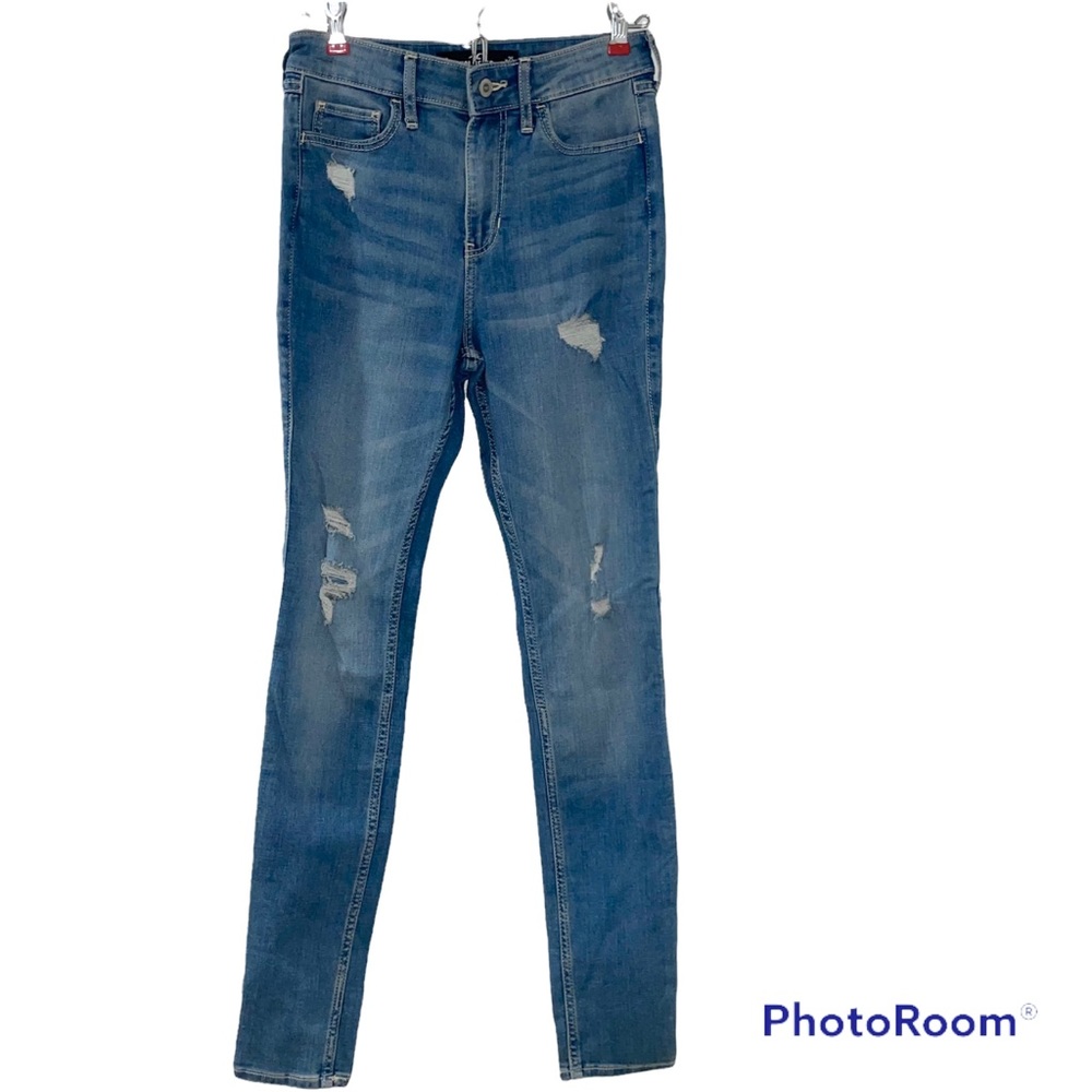 NWT Hollister High-Rise Super Skinny Classic Stretch Distressed Jeans - Size 1